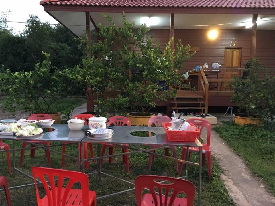 Baan Suan Kru Kob Hotel Ban Ko Maphang Екстериор снимка