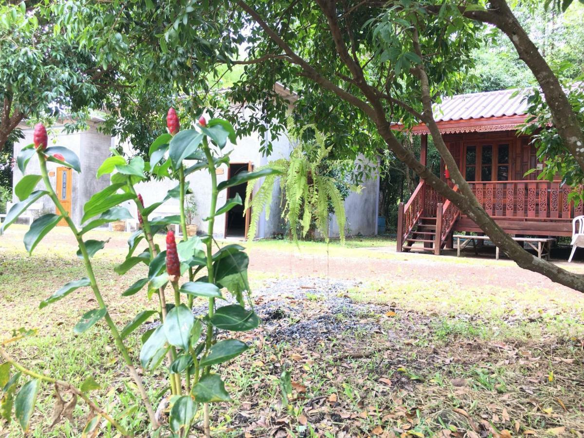 Baan Suan Kru Kob Hotel Ban Ko Maphang Екстериор снимка