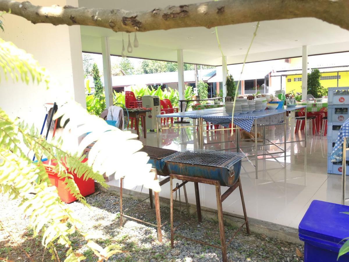 Baan Suan Kru Kob Hotel Ban Ko Maphang Екстериор снимка