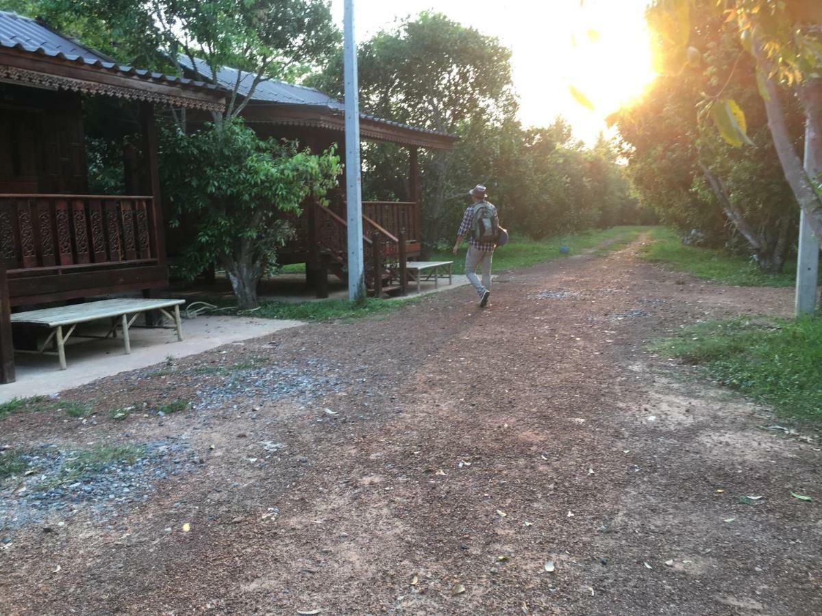 Baan Suan Kru Kob Hotel Ban Ko Maphang Екстериор снимка