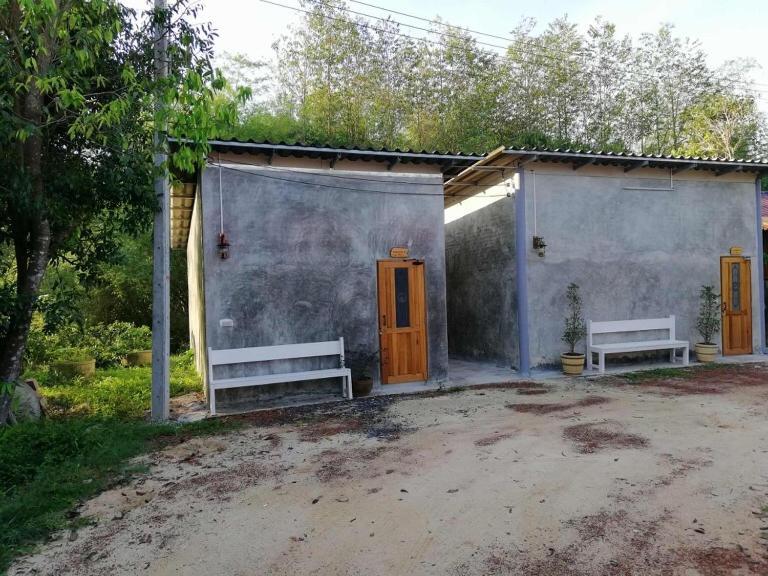 Baan Suan Kru Kob Hotel Ban Ko Maphang Екстериор снимка